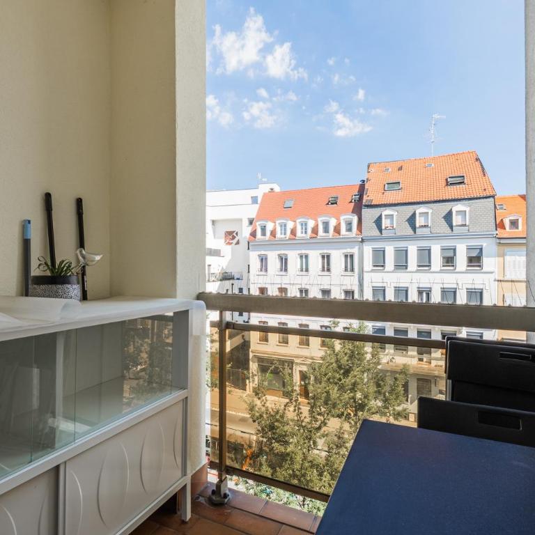 Perle de Strasbourg - Bel appt pour 4 avec balcon - Appartement - 3