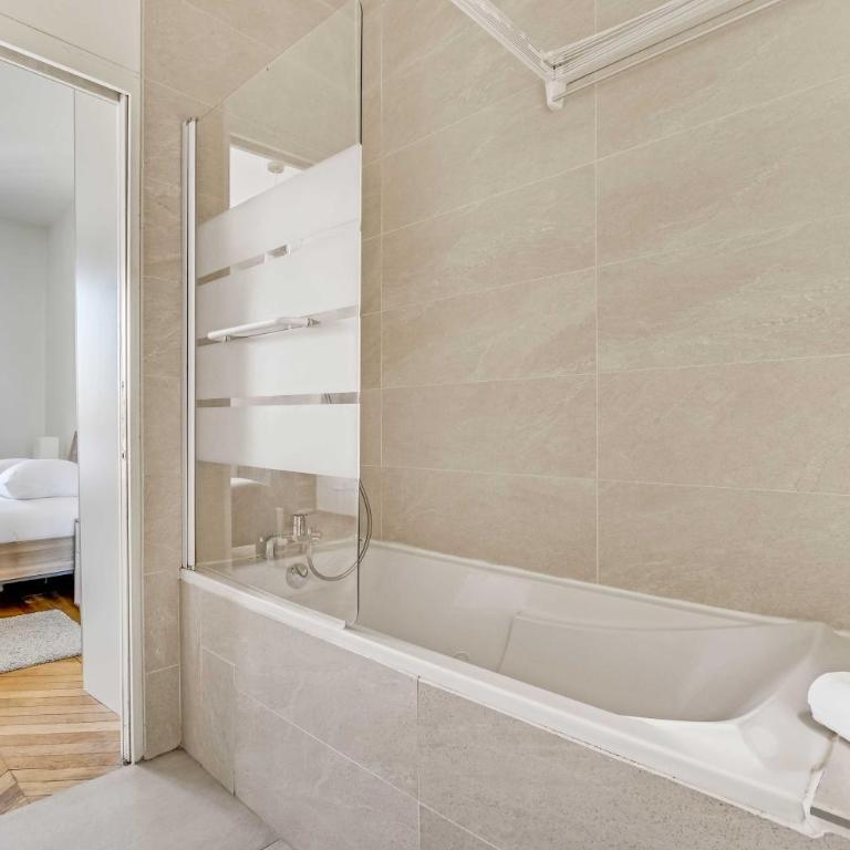 Spacious Apartment 1BR 4P - Champs-Élysées - Appartement 1 Chambre - 13