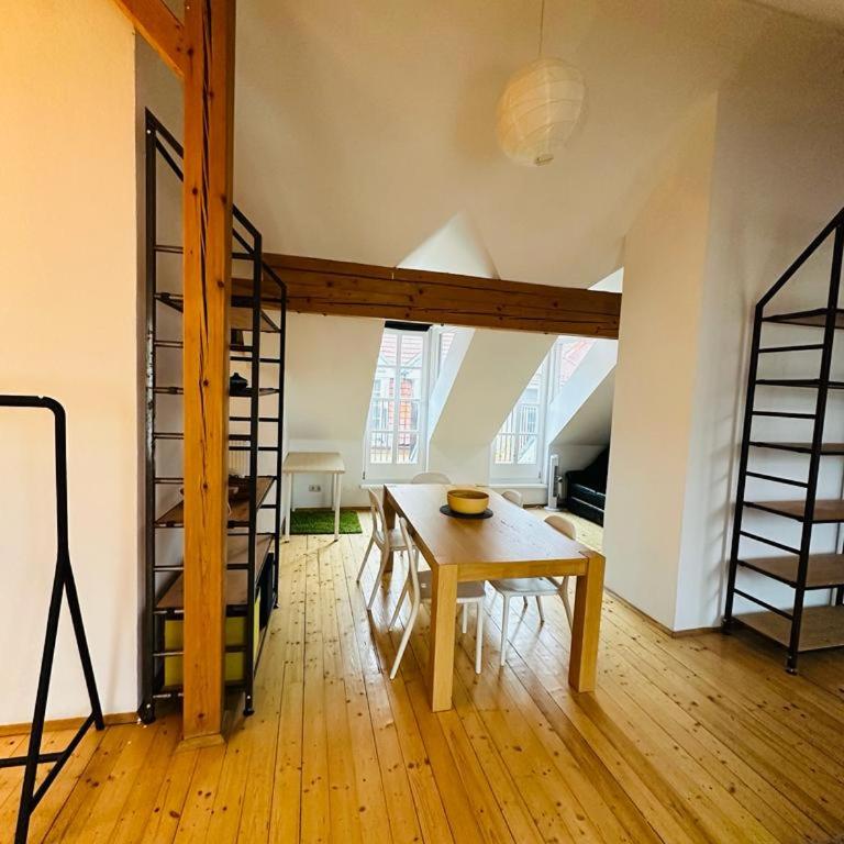 Nikola Tesla Haus, Zentrum - Appartamento con 2 Camere da Letto - 4