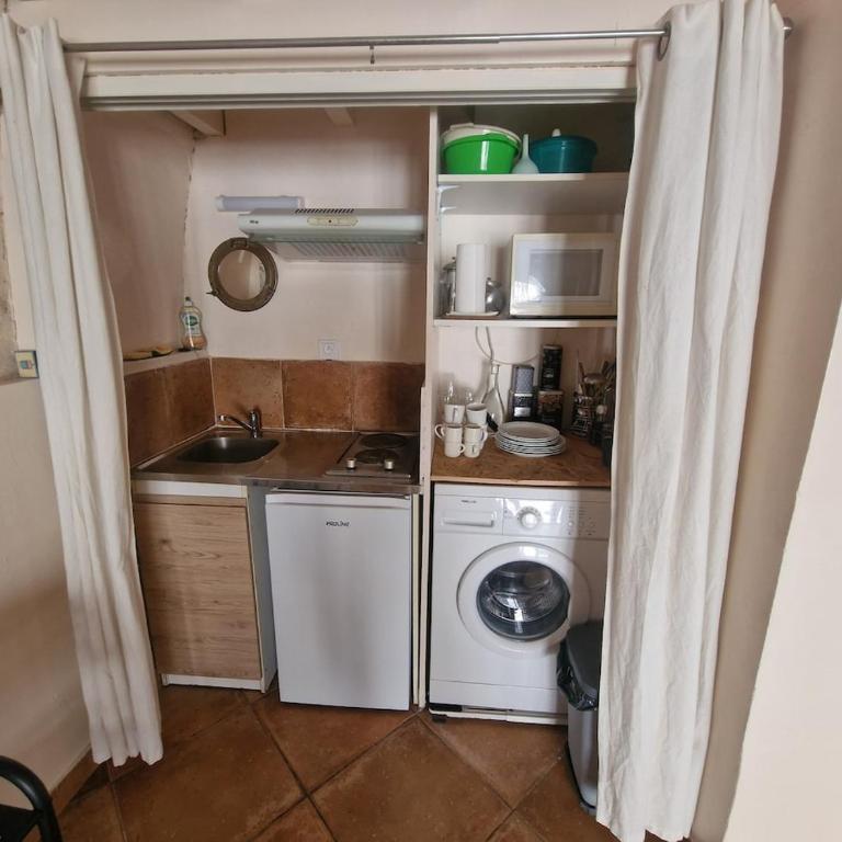 50 m2 loft with vaulted ceilings center of Montpellier - Appartement 1 Chambre - 8