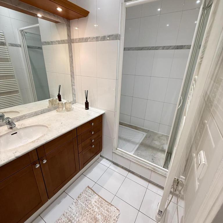 standing victor Hugo champs elysee Trocadero - Apartment mit 1 Schlafzimmer - 5