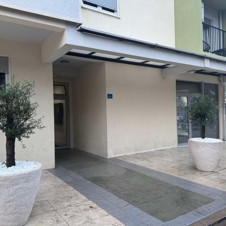 MonteLux Apartman - Apartment mit 3 Schlafzimmern - 2