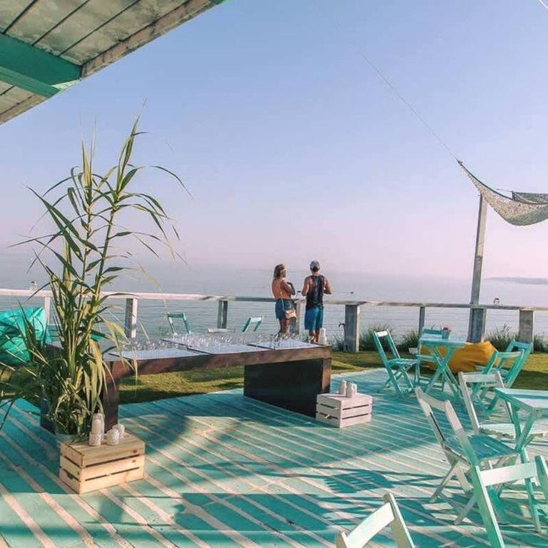 Beachfront 2 Bed Balcony & Sea Views - Apartamento - 32