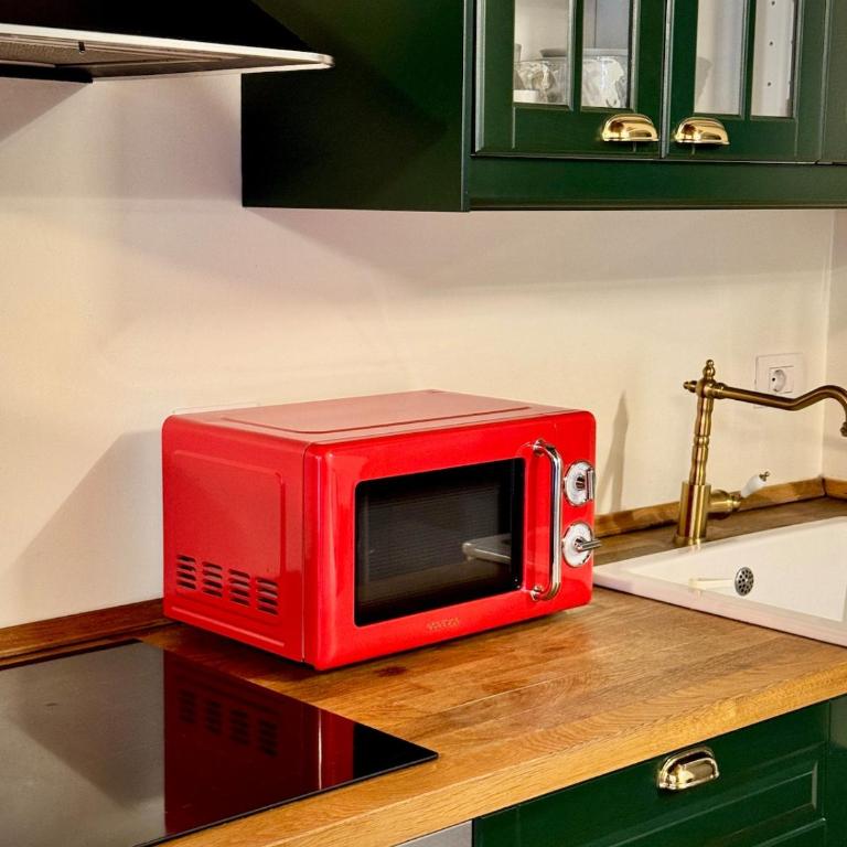 Duomo 10 Min Metro Vintage Italian Apartment - Appartamento con 2 Camere da Letto - 35