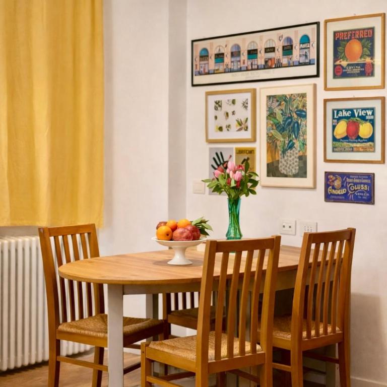 Duomo 10 Min Metro Vintage Italian Apartment - Appartamento con 2 Camere da Letto - 25