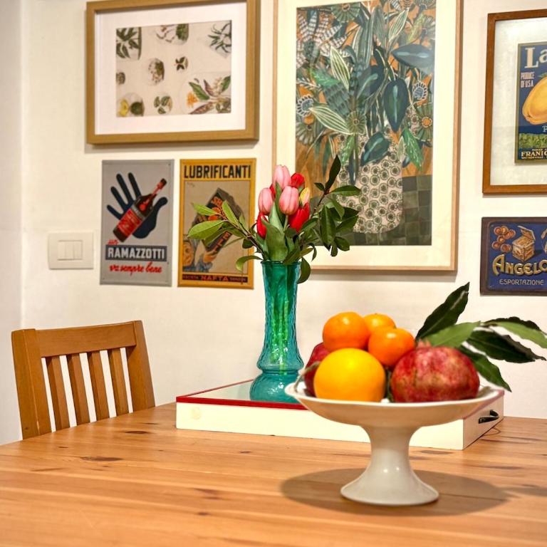 Duomo 10 Min Metro Vintage Italian Apartment - Appartamento con 2 Camere da Letto - 24
