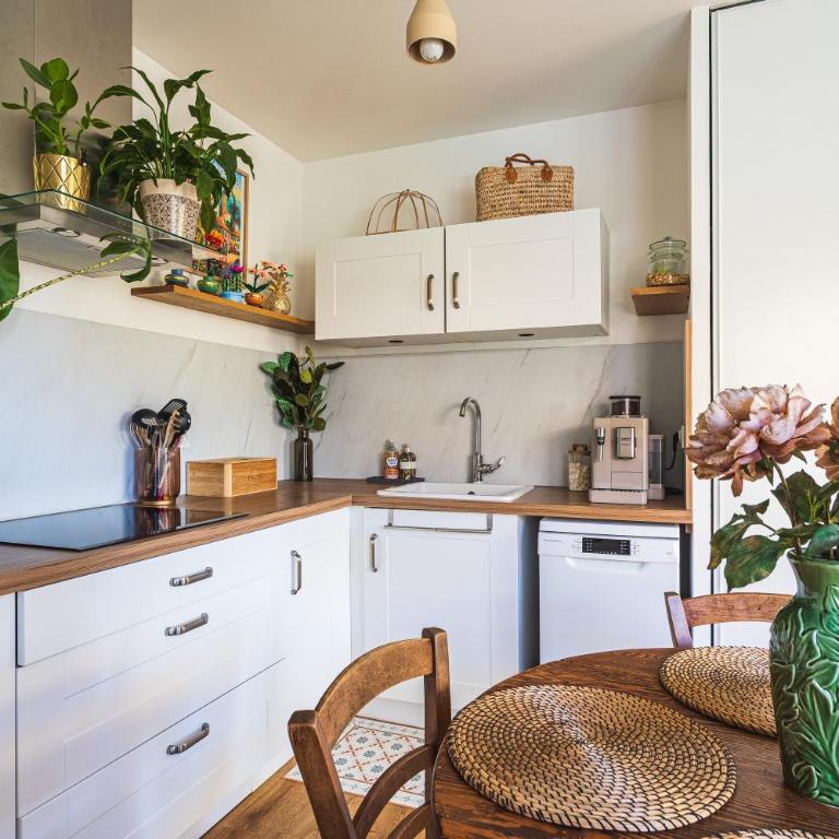 Azur & Magnolia - À 750 m de la plage - Appartement - 9
