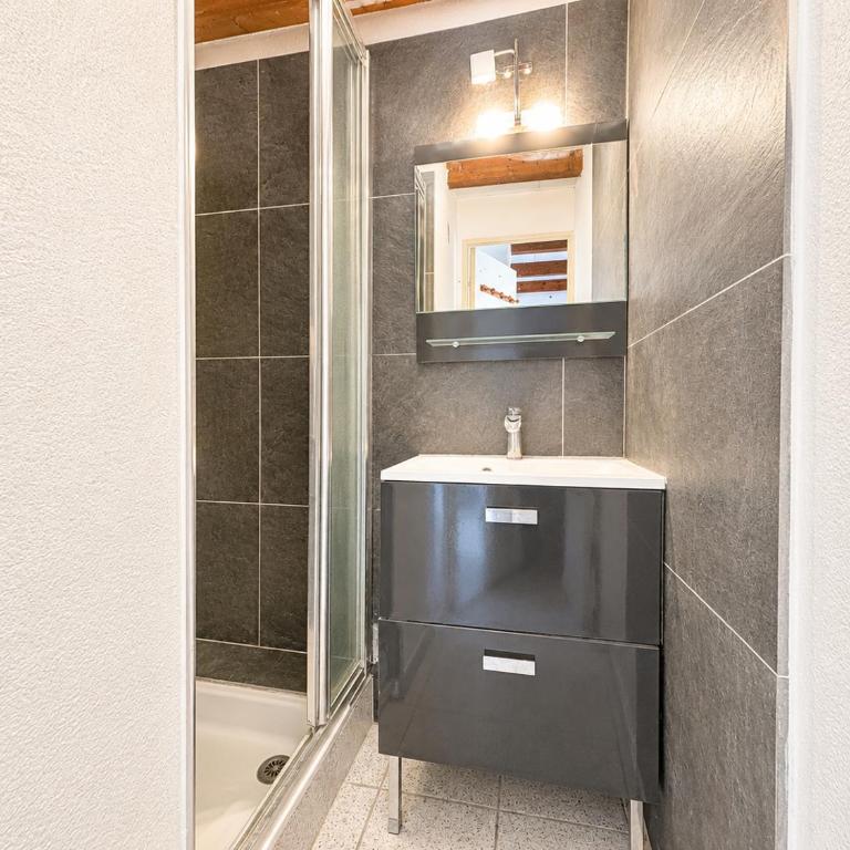 Maisonnette résidence avec piscine pour 4 personnes - One-Bedroom House - 2