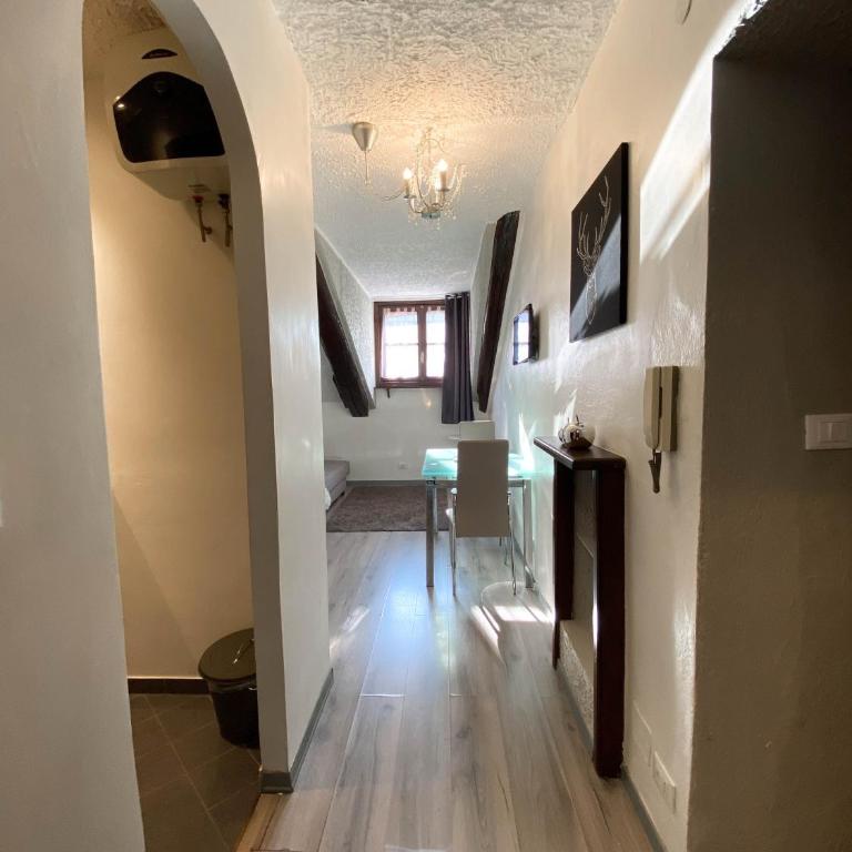 Loft Porta Nuova - One-Bedroom Apartment - 5