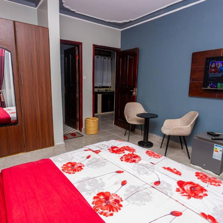 The Den Soroti Red White - Apartamento - 5