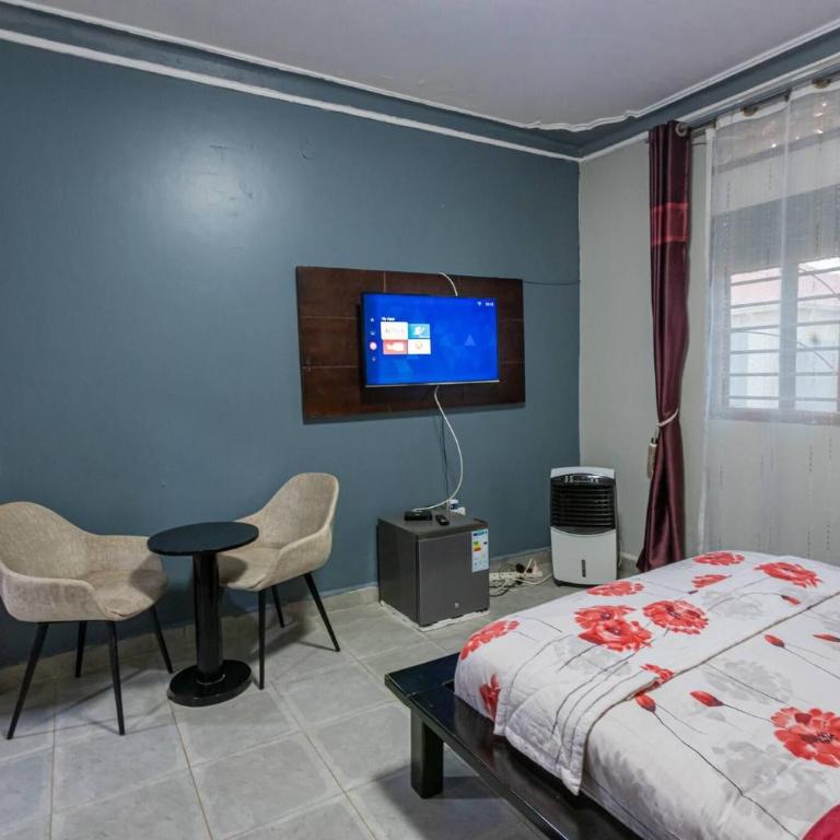 The Den Soroti Red White - Apartamento - 7