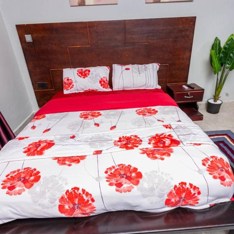 The Den Soroti Red White - Apartamento - 17