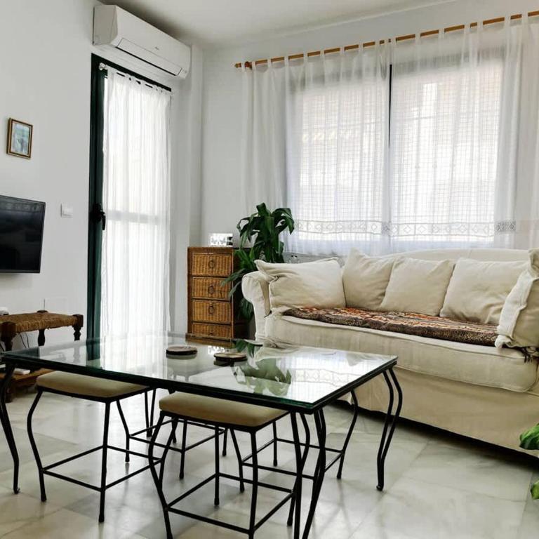 2 Bed Apartment Huge Terrace & Pool - Apartment - 2