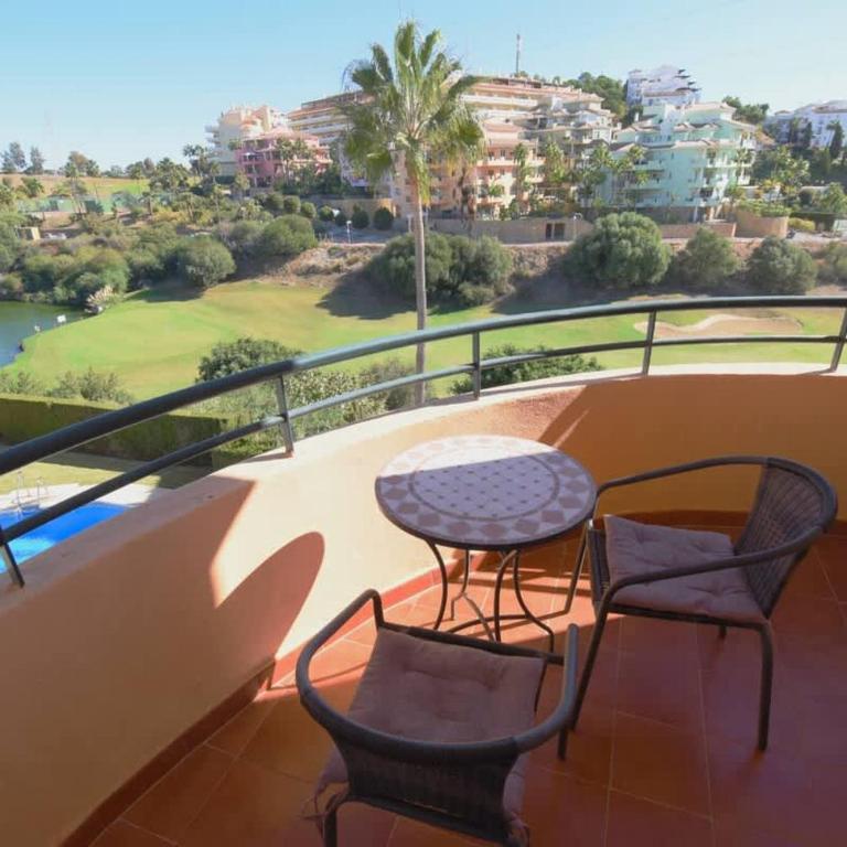 3 Bed Penthouse Duplex Frontline Golf & Sea View - Apartamento - 13
