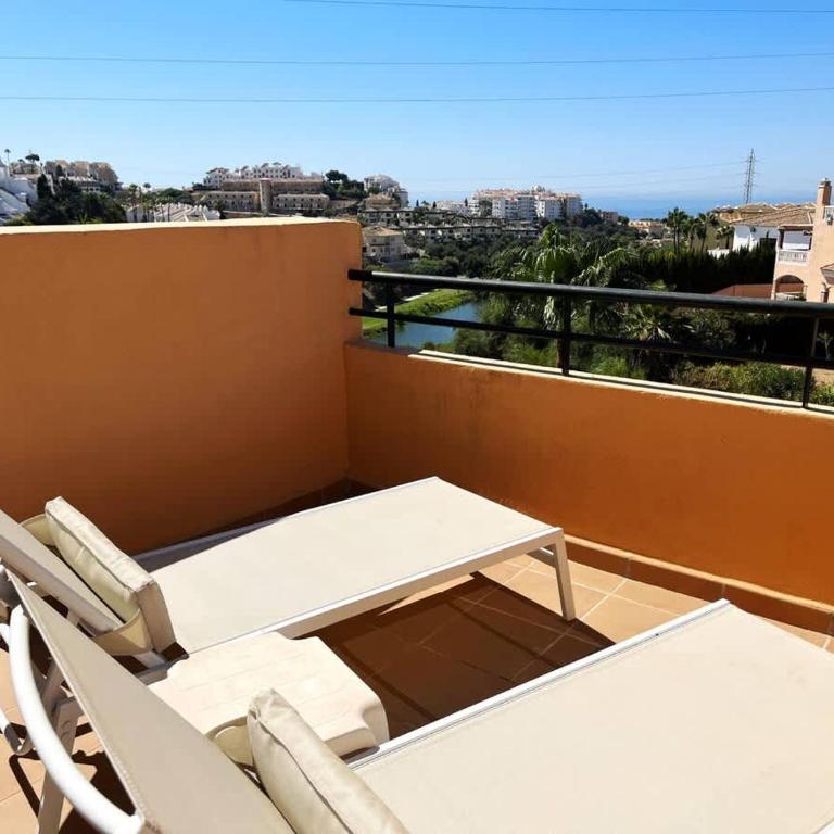 3 Bed Penthouse Duplex Frontline Golf & Sea View - Apartamento - 28