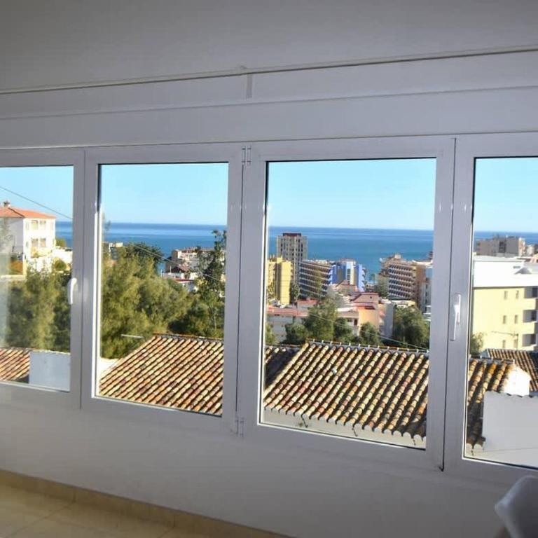Family Villa Pool Sea Views & Walk to Beach - Villa - 10