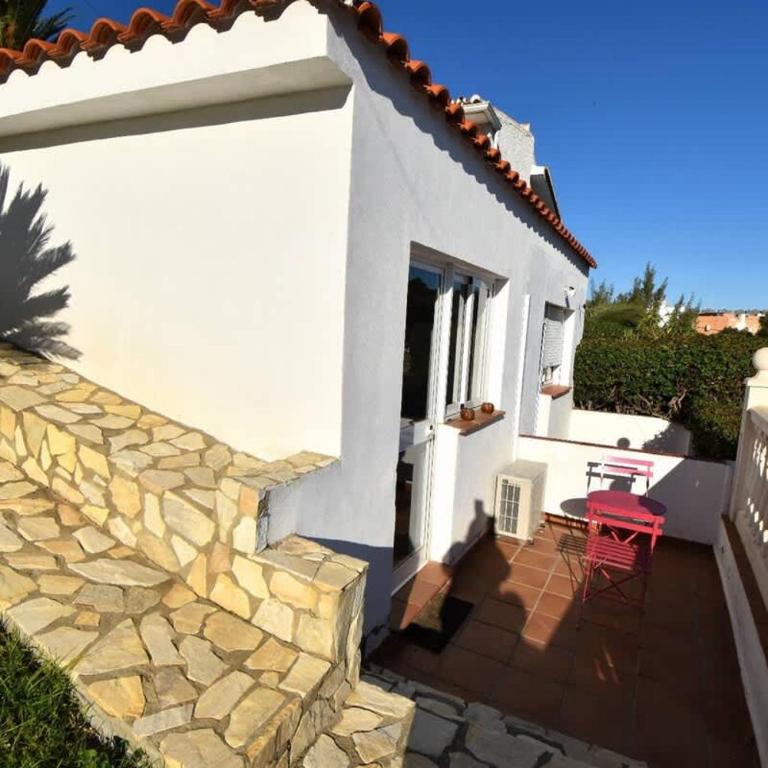 Family Villa Pool Sea Views & Walk to Beach - Villa - 34