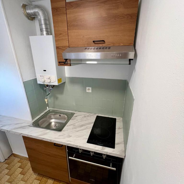 C19 Saint Loup - One-Bedroom Apartment - 12