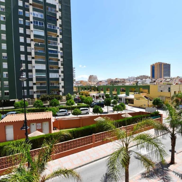Los Boliches 2BR Pool Balcony & Beach - Apartamento - 5