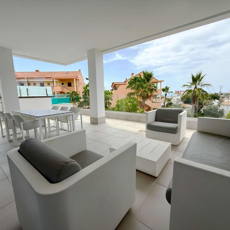 Santa Barbara Heights Ground Floor Plunge Pool - Apartamento - 11