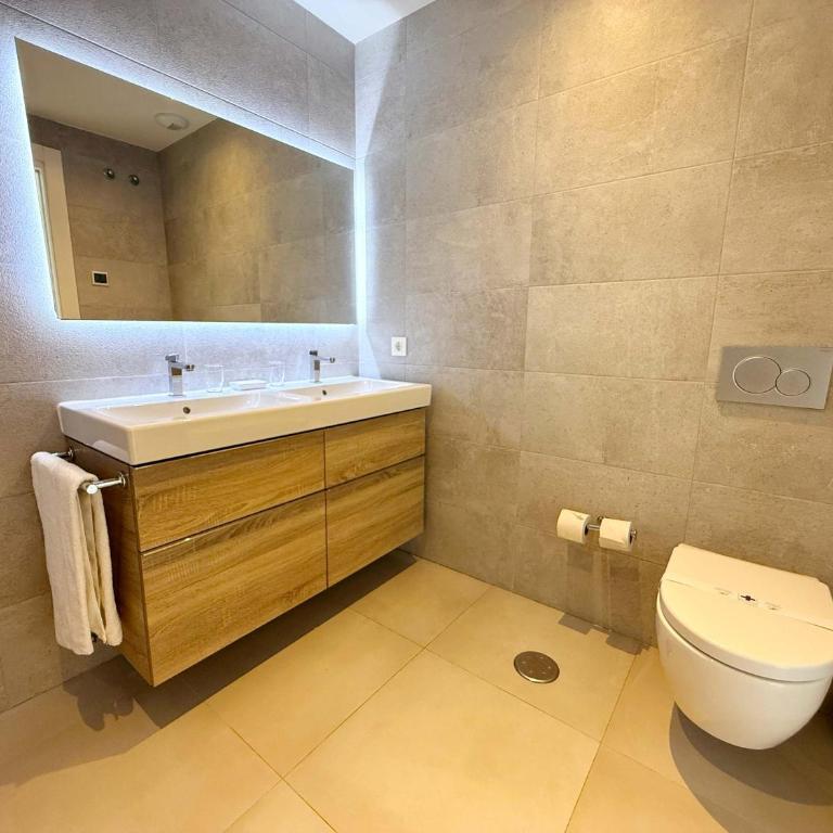 Santa Barbara Heights Ground Floor Plunge Pool - Apartamento - 23