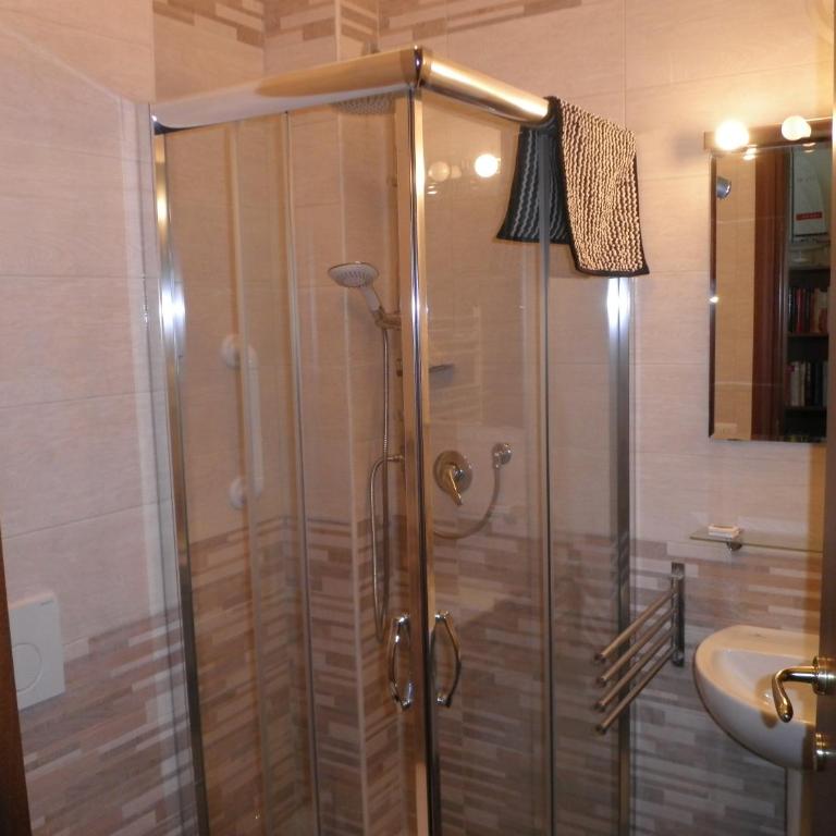 Don Milani - Camera Doppia con Letti Singoli con Bagno Privato Esterno - 1