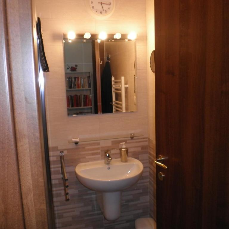 Don Milani - Camera Doppia con Letti Singoli con Bagno Privato Esterno - 2