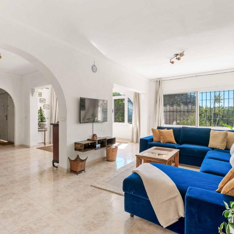 Villa Tesni - Villa - 13