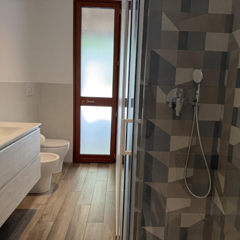 HOST4U - Beautiful Apartment with 3 Bedrooms in Imperia - Three-Bedroom Apartment - 15