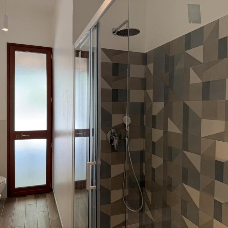 HOST4U - Beautiful Apartment with 3 Bedrooms in Imperia - Three-Bedroom Apartment - 39