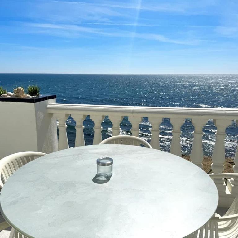 Panoramic Seafront Apartment with Terrace - Apartamento - 8