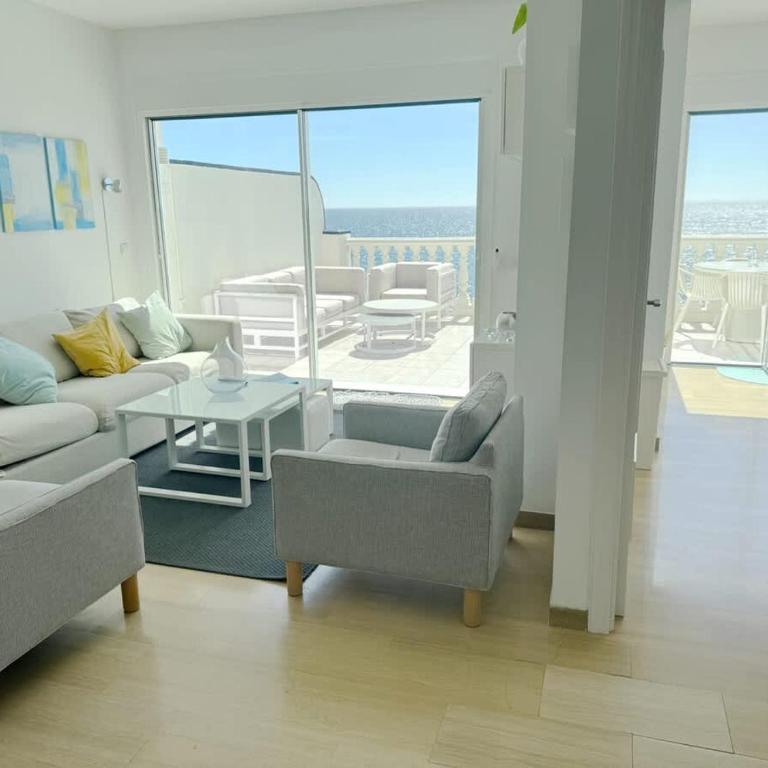 Panoramic Seafront Apartment with Terrace - Apartamento - 9