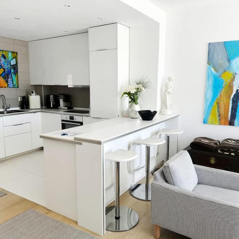 Panoramic Seafront Apartment with Terrace - Apartamento - 12