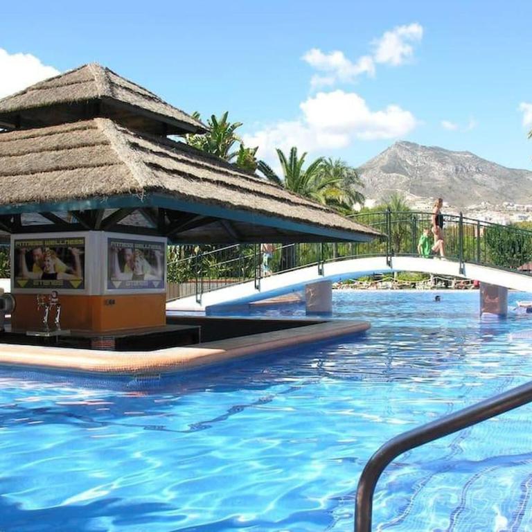 Rare 2BR Benal Beach Heated Pool & Slides - Apartment - 1
