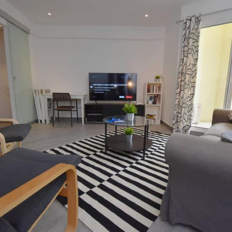 Rare 2BR Benal Beach Heated Pool & Slides - Apartment - 6