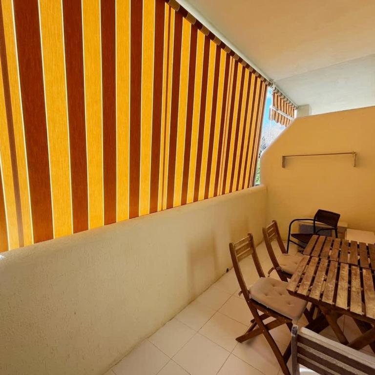 Rare 2BR Benal Beach Heated Pool & Slides - Apartment - 26