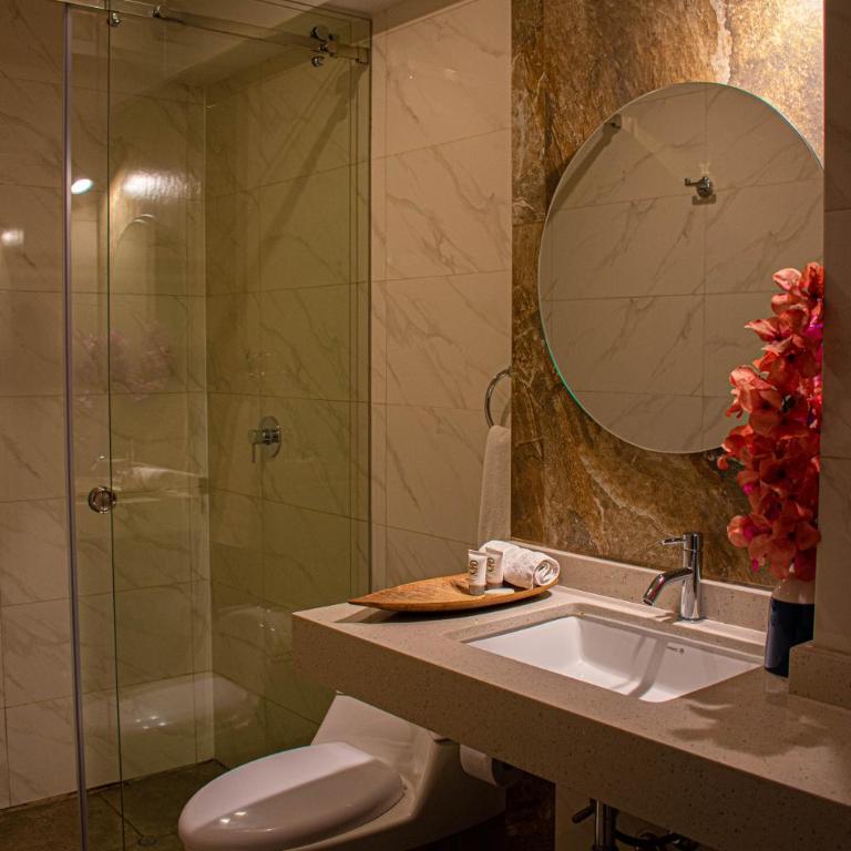 Hotel Terra - Double Room with Private Bathroom - 2