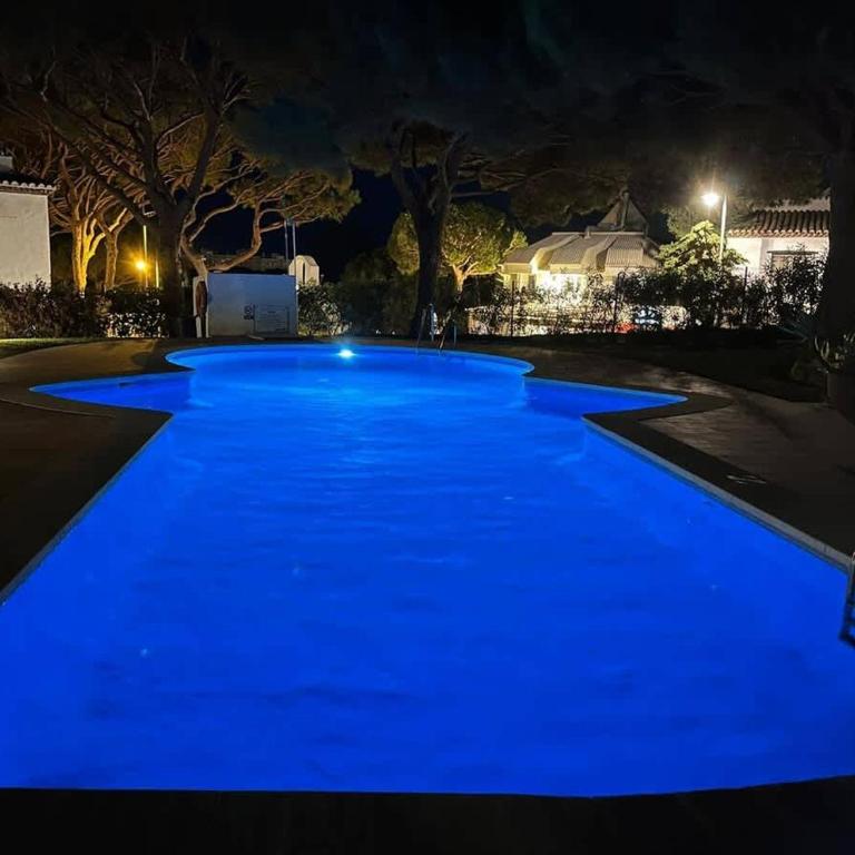 Walk to Beach Pool Garden & BBQ House - Apartamento - 2