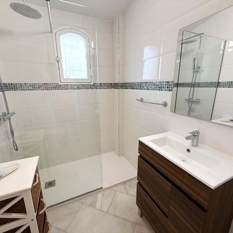 Walk to Beach Pool Garden & BBQ House - Apartamento - 20
