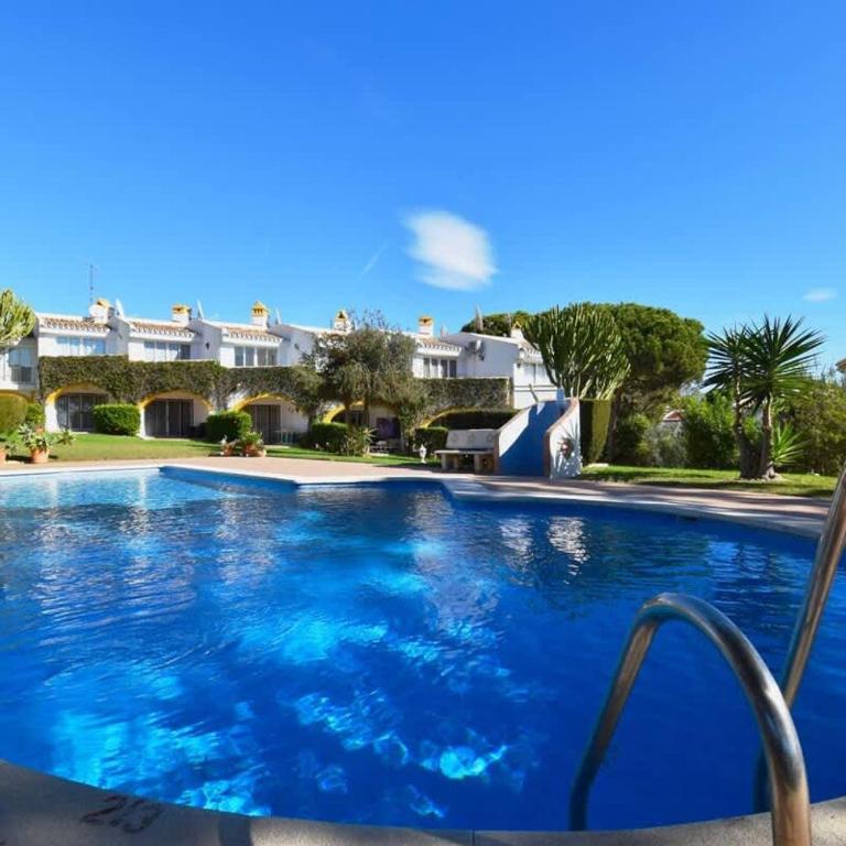 Walk to Beach Pool Garden & BBQ House - Apartamento - 29