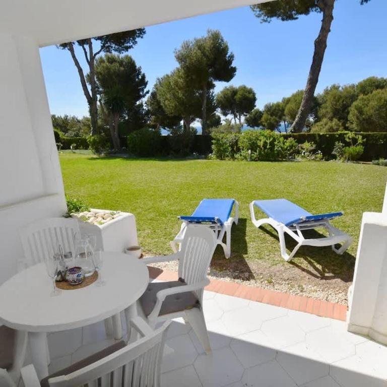 Ground Floor Apt with Pool & Garden Access - Apartamento - 2