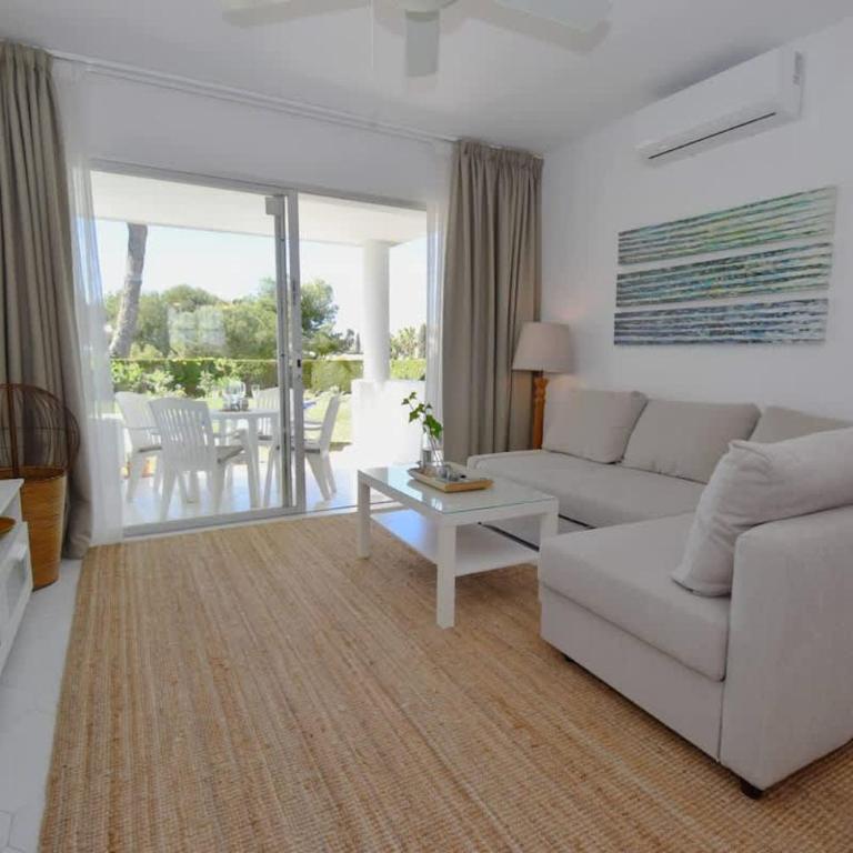 Ground Floor Apt with Pool & Garden Access - Apartamento - 5