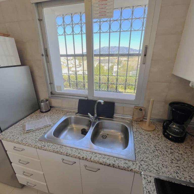 Ground Floor Apt with Pool & Garden Access - Apartamento - 24