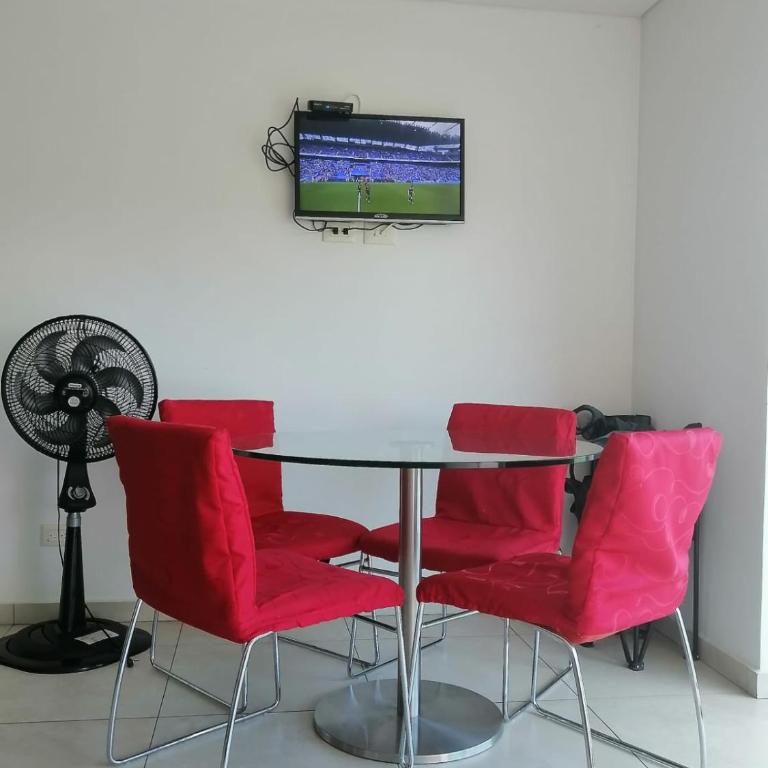 Modern apartment with pool-La Mesa - One-Bedroom Apartment - 5