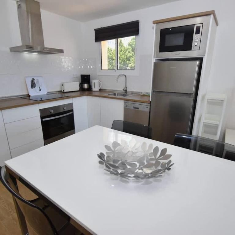 La Colina Apartment Pool Beach & Train - Apartamento - 16