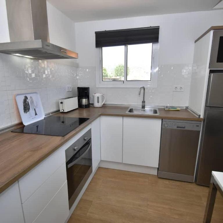 La Colina Apartment Pool Beach & Train - Apartamento - 18