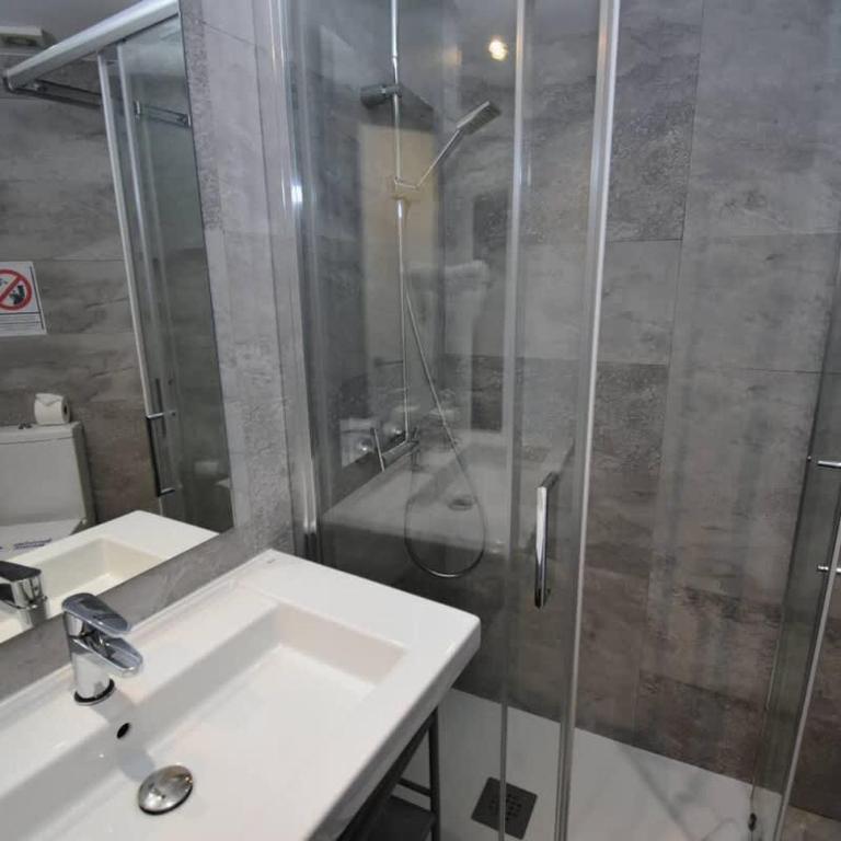 La Colina Apartment Pool Beach & Train - Apartamento - 27