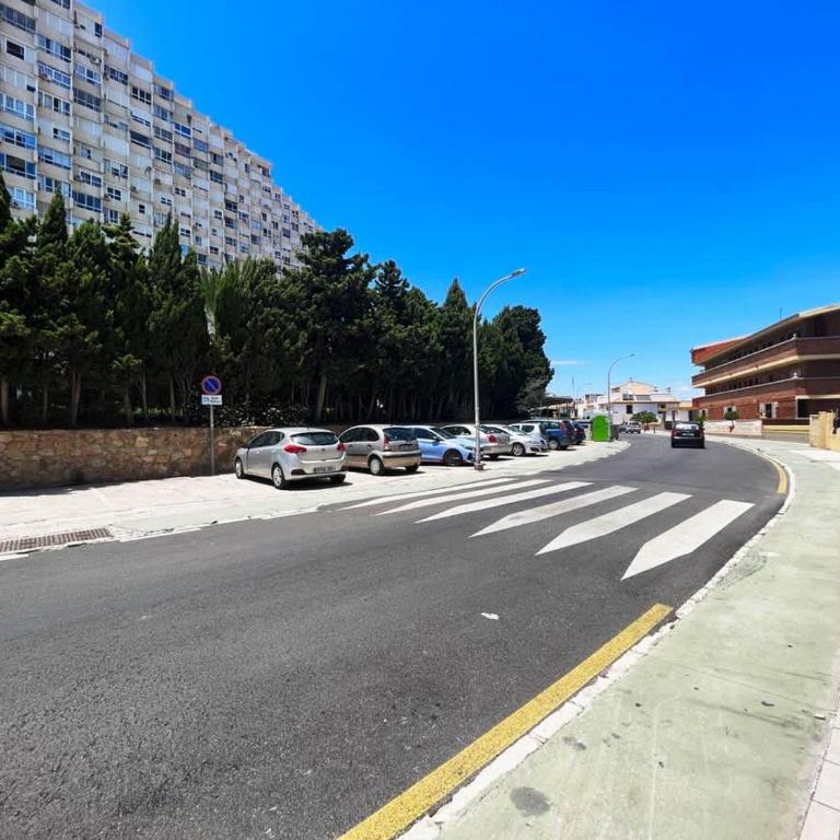 La Colina Apartment Pool Beach & Train - Apartamento - 37