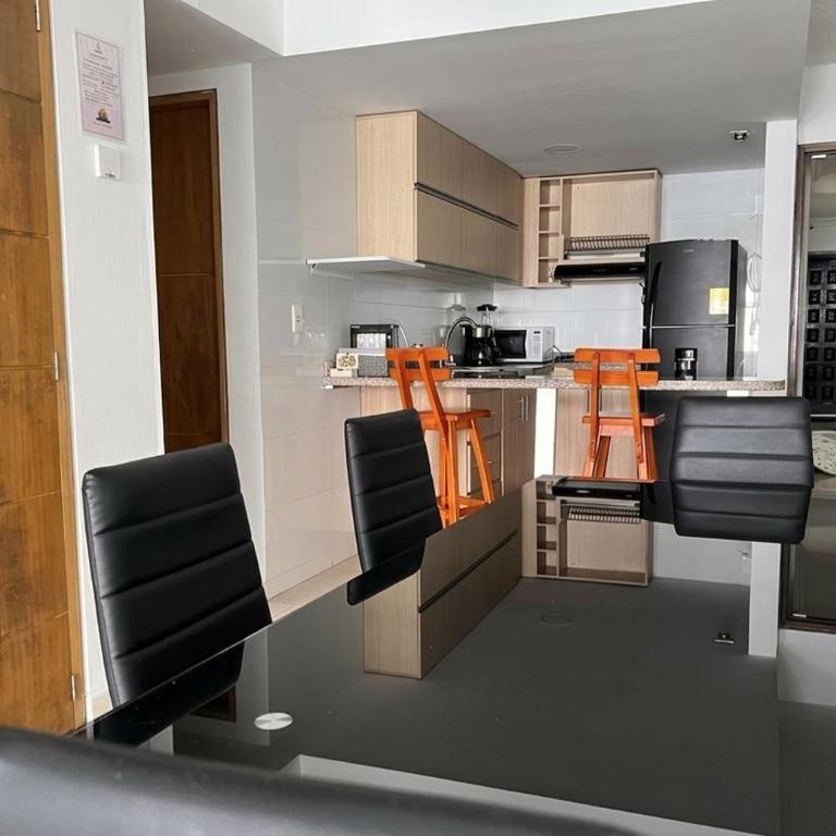 Family Oceanside Pool & Private Beach Access 3 BDRM Apartment - Three-Bedroom Apartment - 5