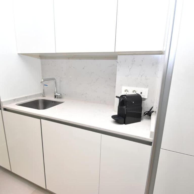 Top-Floor Apartment Private Pool & Sea Views - Apartamento - 21